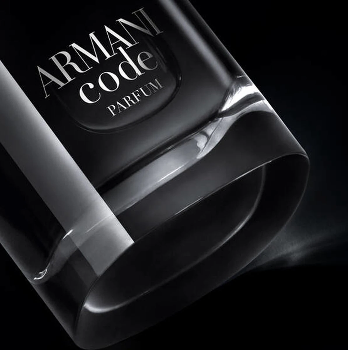 Giorgio Armani Code Homme Le Parfum Eau De Parfum Spray 50 Ml - Herenparfum Navulbaar 9 Giorgio Armani Code Homme Le Parfum Eau De Parfum Spray 50 Ml - Herenparfum Navulbaar - Afbeelding 9