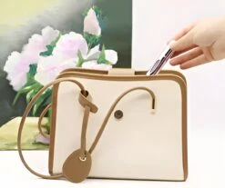 Parfumtogo- Hervulbaar/navulbaar Parfumflesje - Parfumverstuiver 5ml Zwart 6 Parfumtogo- Hervulbaar/navulbaar Parfumflesje - Parfumverstuiver 5ml Zwart -Parfum Verkoopwinkel 1200x1006 1