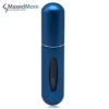 MaxedMore Navulbare Parfumverstuiver 5ml Blauw - 65 Keer Spraybare Parfum Verstuiver - Hervulbaar Tasverstuiver Voor Parfum - Meeneem Mini Geur Flesje Voor Op Reis - Lipstick Formaat Navulbaar Parfumflesje