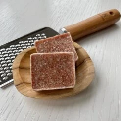 2 Amberblokjes - Geurblokjes - Incl - Schaaltje - Rasp - Organza Zakjes - Geschenkset Vrouwen 10 2 Amberblokjes - Geurblokjes - Incl - Schaaltje - Rasp - Organza Zakjes - Geschenkset Vrouwen -Parfum Verkoopwinkel 1200x1200 469