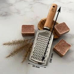 2 Amberblokjes - Geurblokjes - Incl - Schaaltje - Rasp - Organza Zakjes - Geschenkset Vrouwen 13 2 Amberblokjes - Geurblokjes - Incl - Schaaltje - Rasp - Organza Zakjes - Geschenkset Vrouwen -Parfum Verkoopwinkel 1200x1200 471