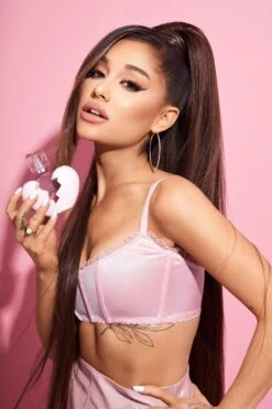 Ariana Grande Thank U Next - 30 Ml - Eau De Parfum Spray - Damesparfum -Parfum Verkoopwinkel 800x1200 3